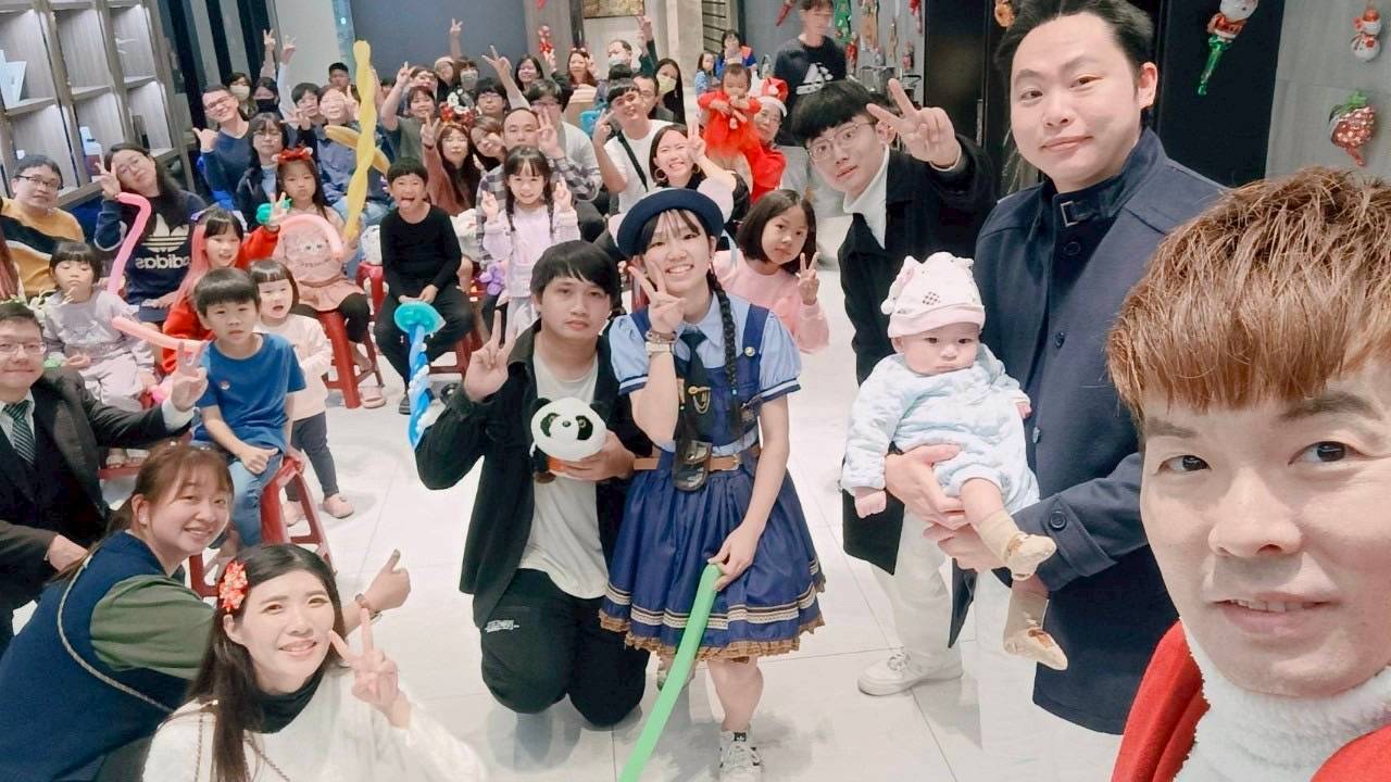 現場互動與氣球表演